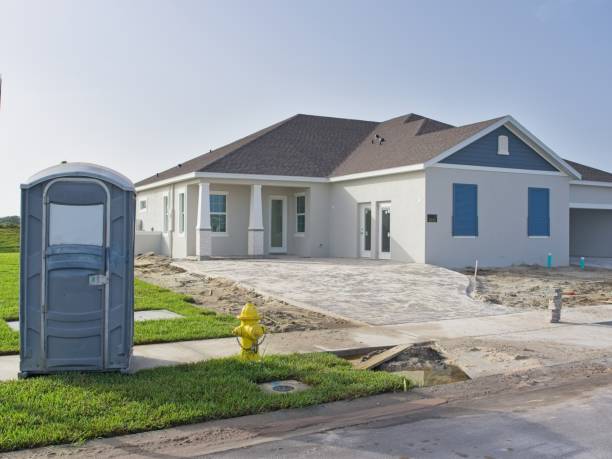 Best Portable restroom trailer rental  in Phoenix, AZ